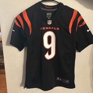 Joe Burrow Jersey Size Medium